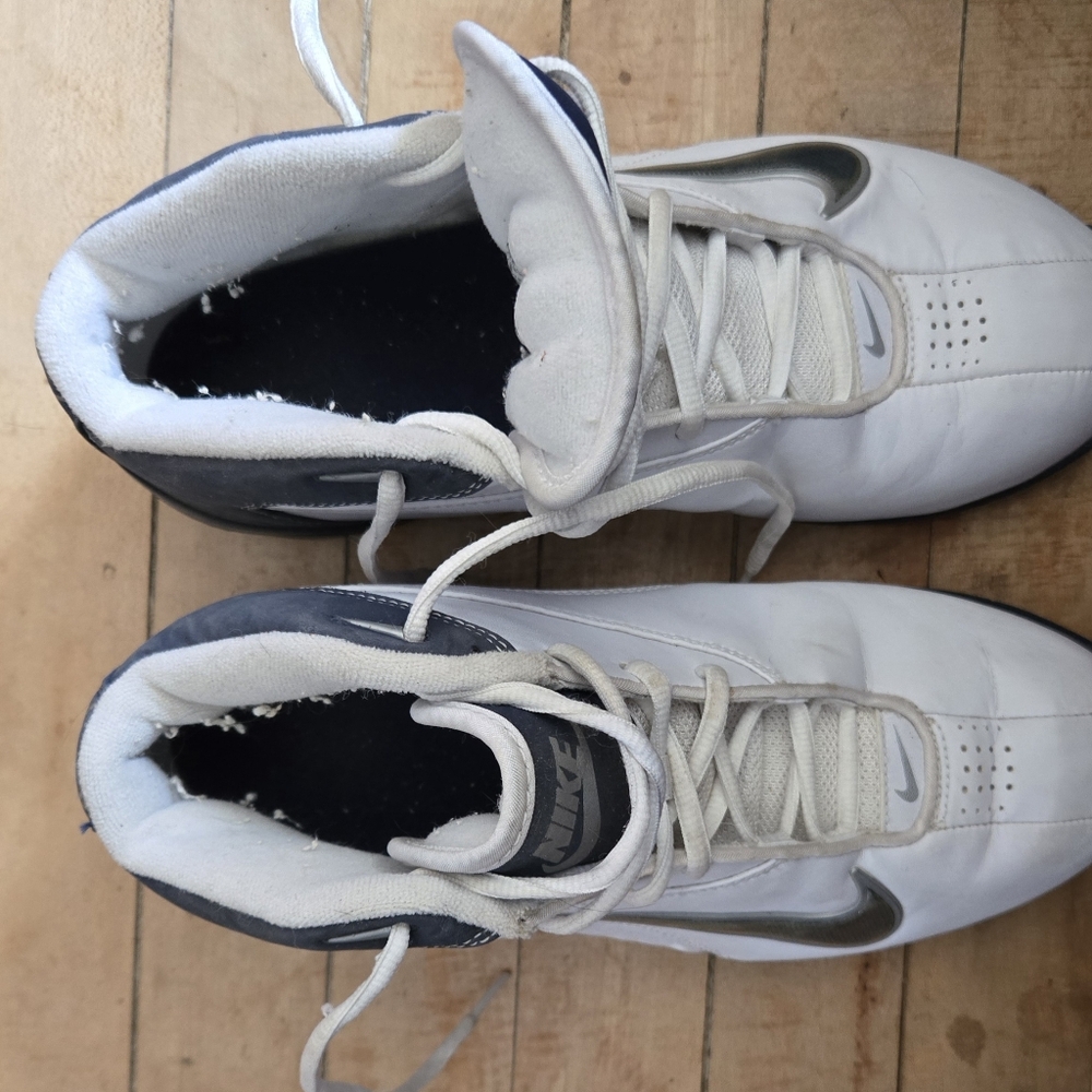 Nike AIR Men's White and Blue Athletic Shoes